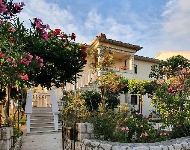 Grskovic G. Setaliste Apartamento Šilo